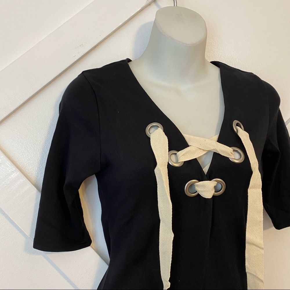 NWT Michelle by Comune Callaway Lace Up Half Sleeve Mini Dress Black Sz S/M - Picture 2 of 4
